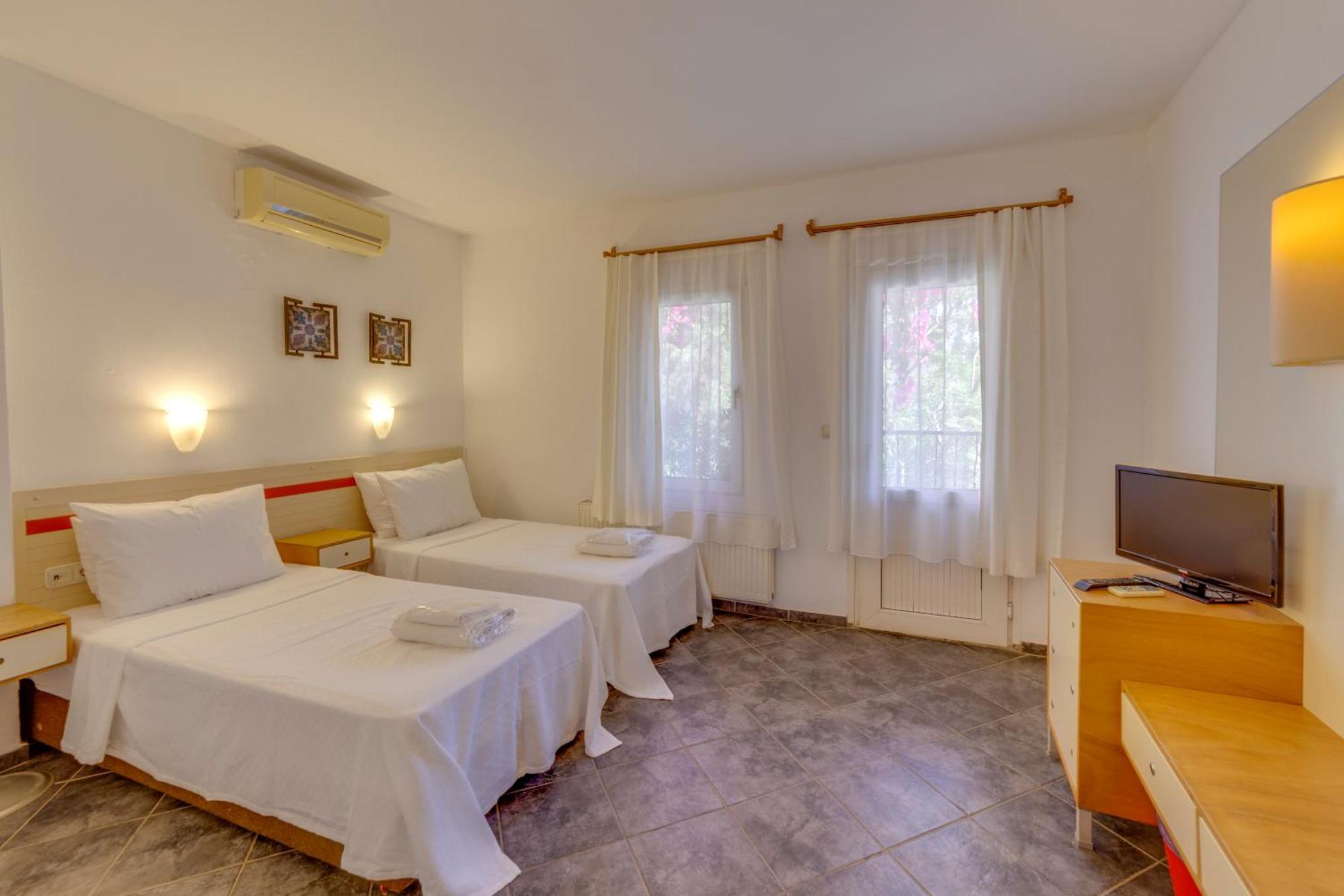 Serhan Hotel Gumbet Exterior photo
